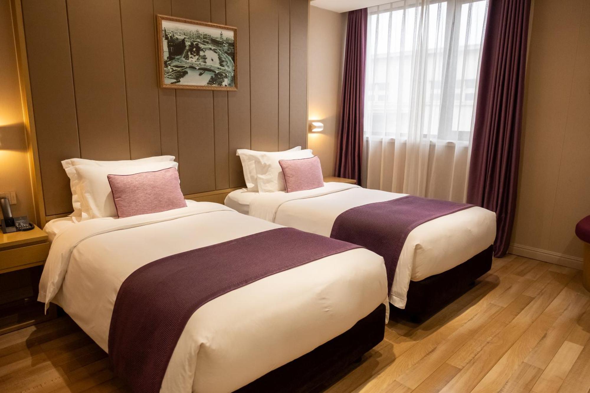 Shanghai-Deco Hotel-Free Shuttle Bus To Pudong Airport And Disneyland Exterior photo