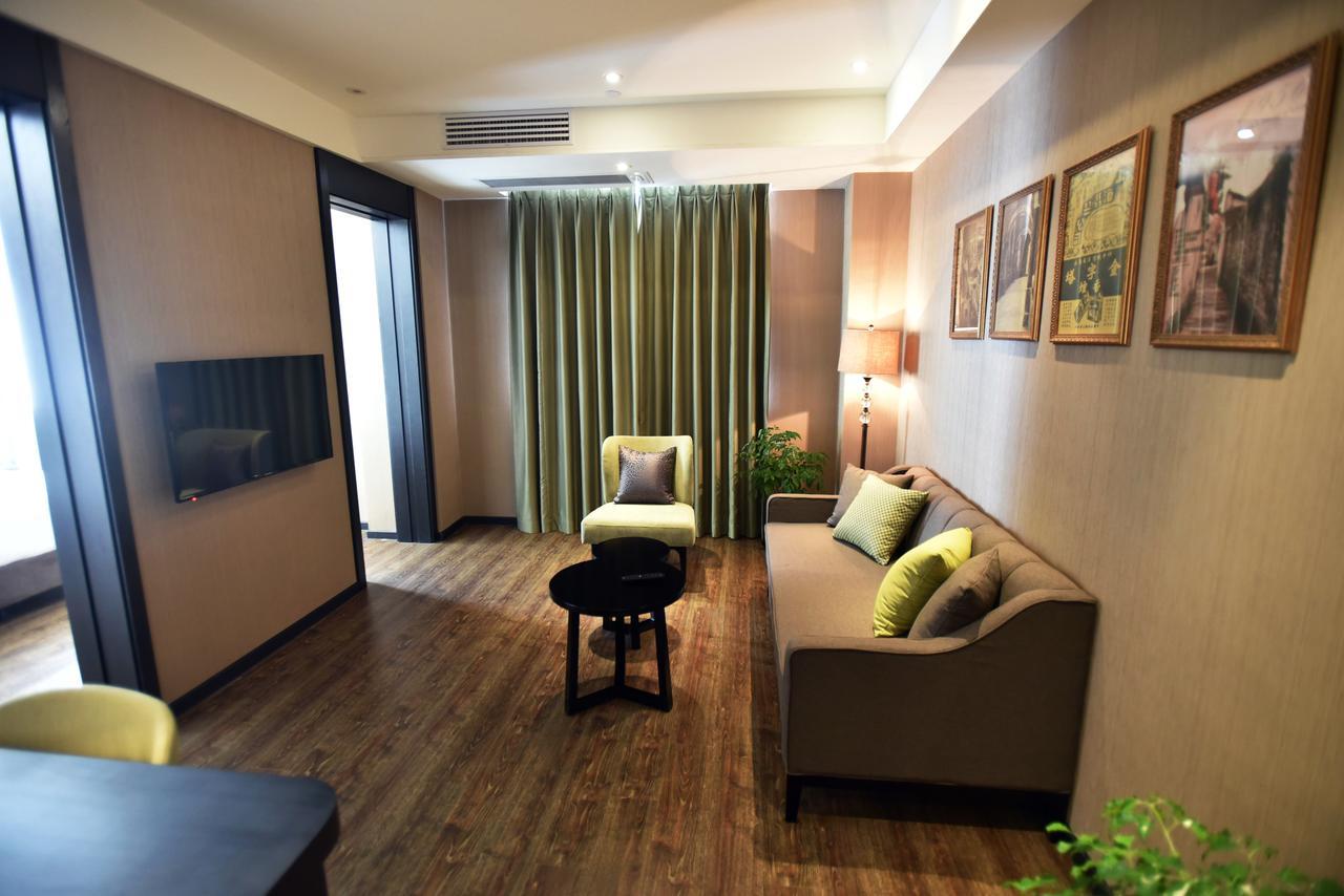 Shanghai-Deco Hotel-Free Shuttle Bus To Pudong Airport And Disneyland Exterior photo