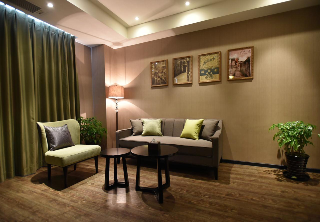Shanghai-Deco Hotel-Free Shuttle Bus To Pudong Airport And Disneyland Exterior photo