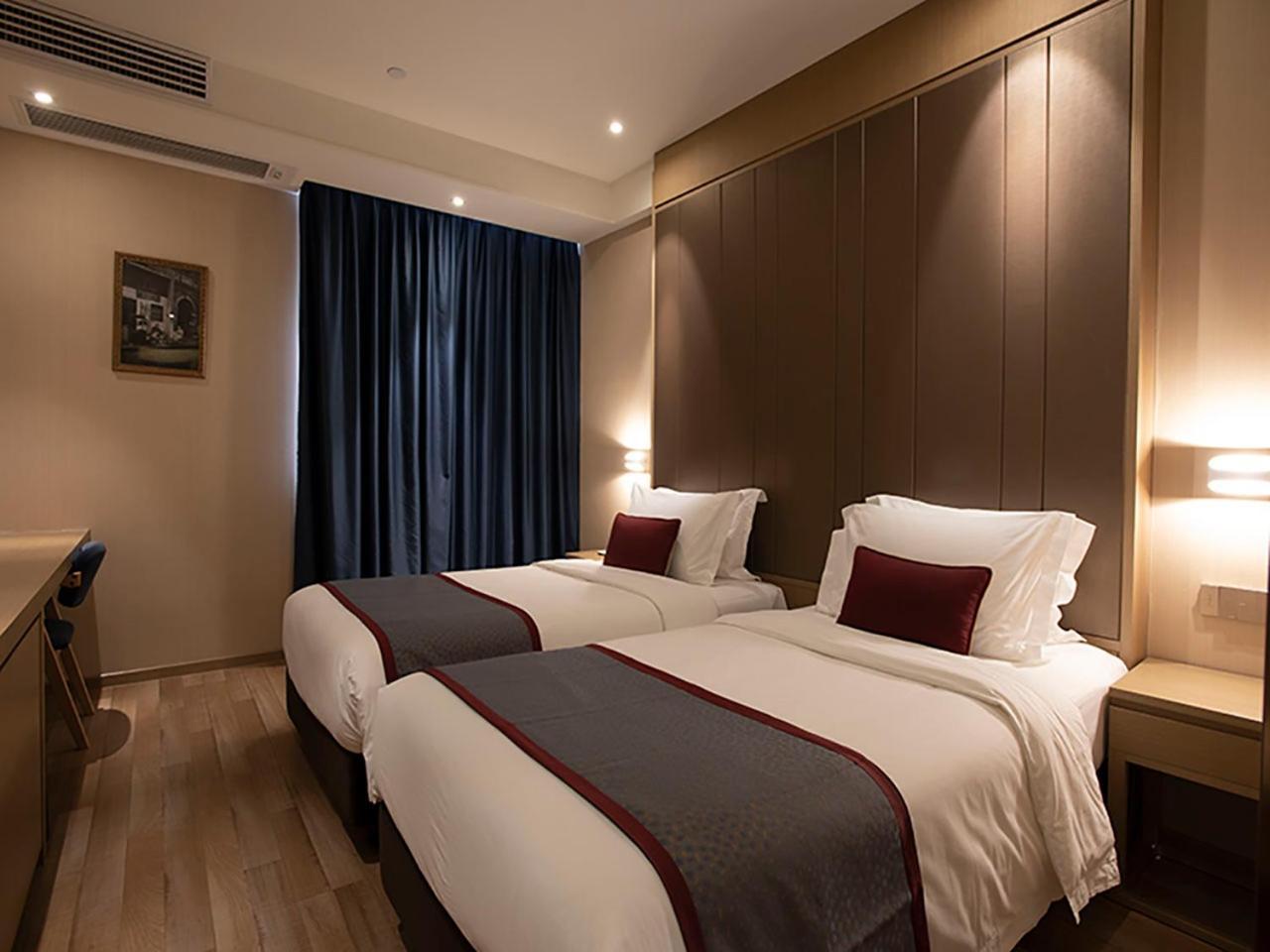 Shanghai-Deco Hotel-Free Shuttle Bus To Pudong Airport And Disneyland Exterior photo